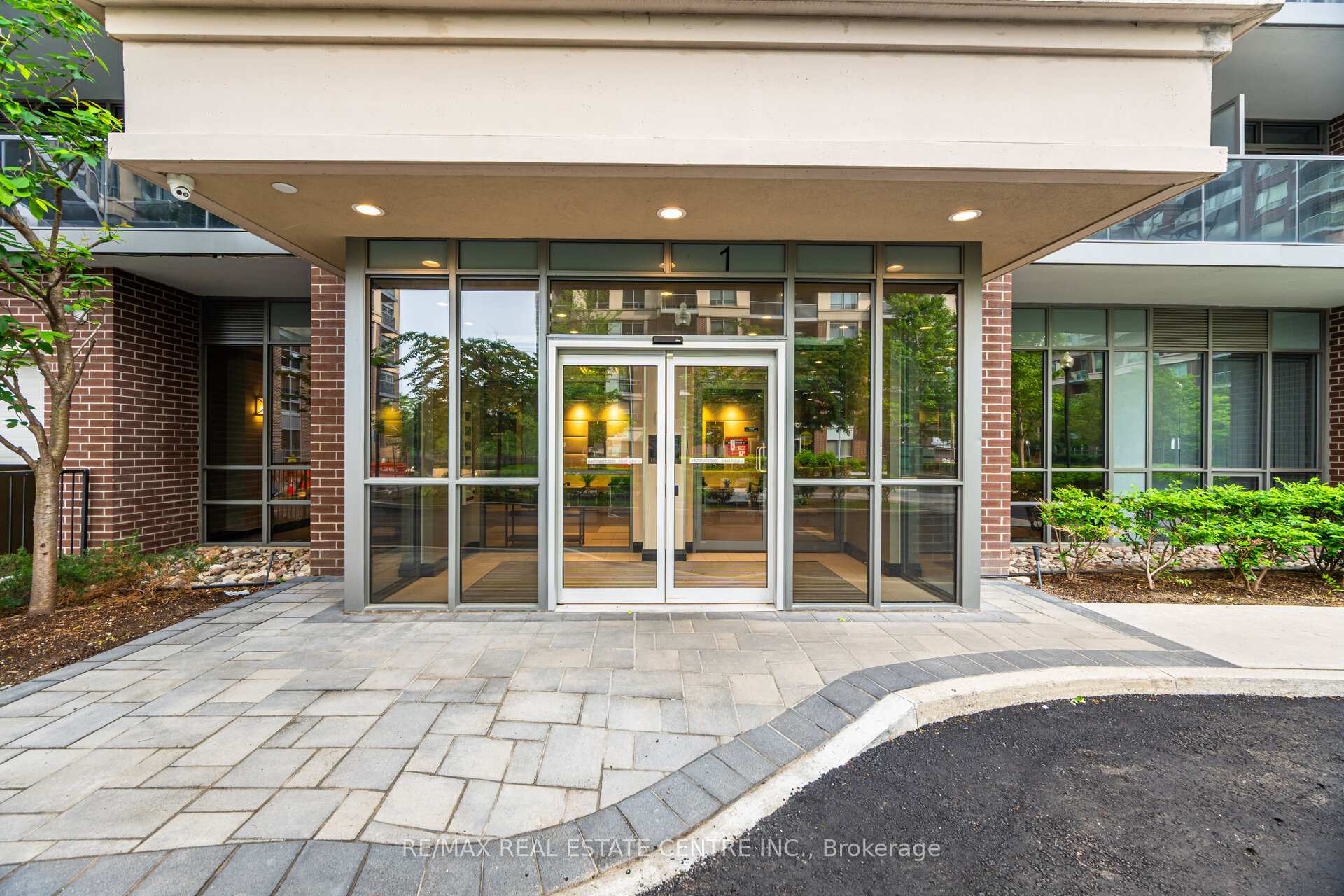 1 Bedroom Condo at 1 Michael Power, Toronto For sale
