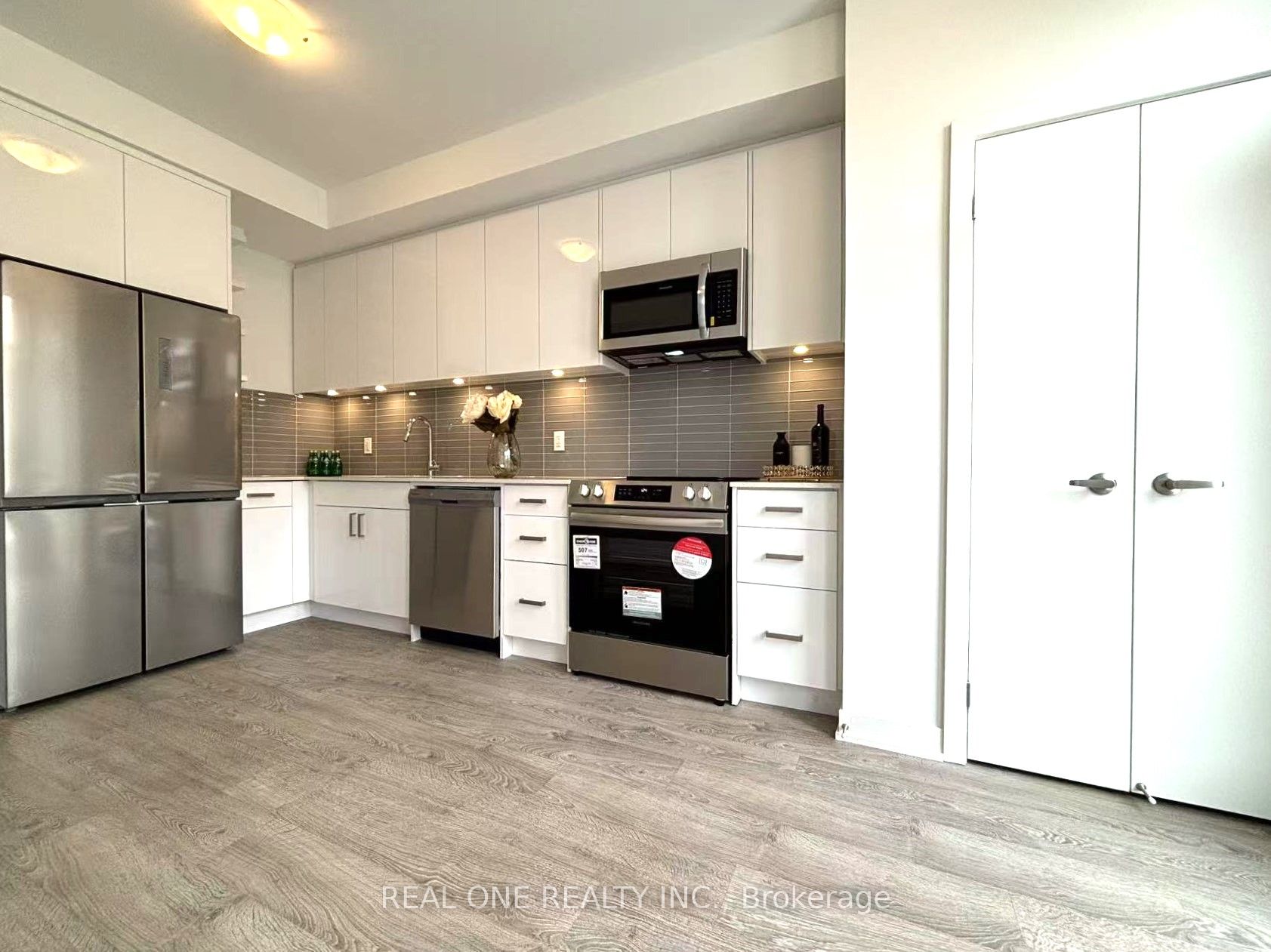 18 Turtle Island Road, #32