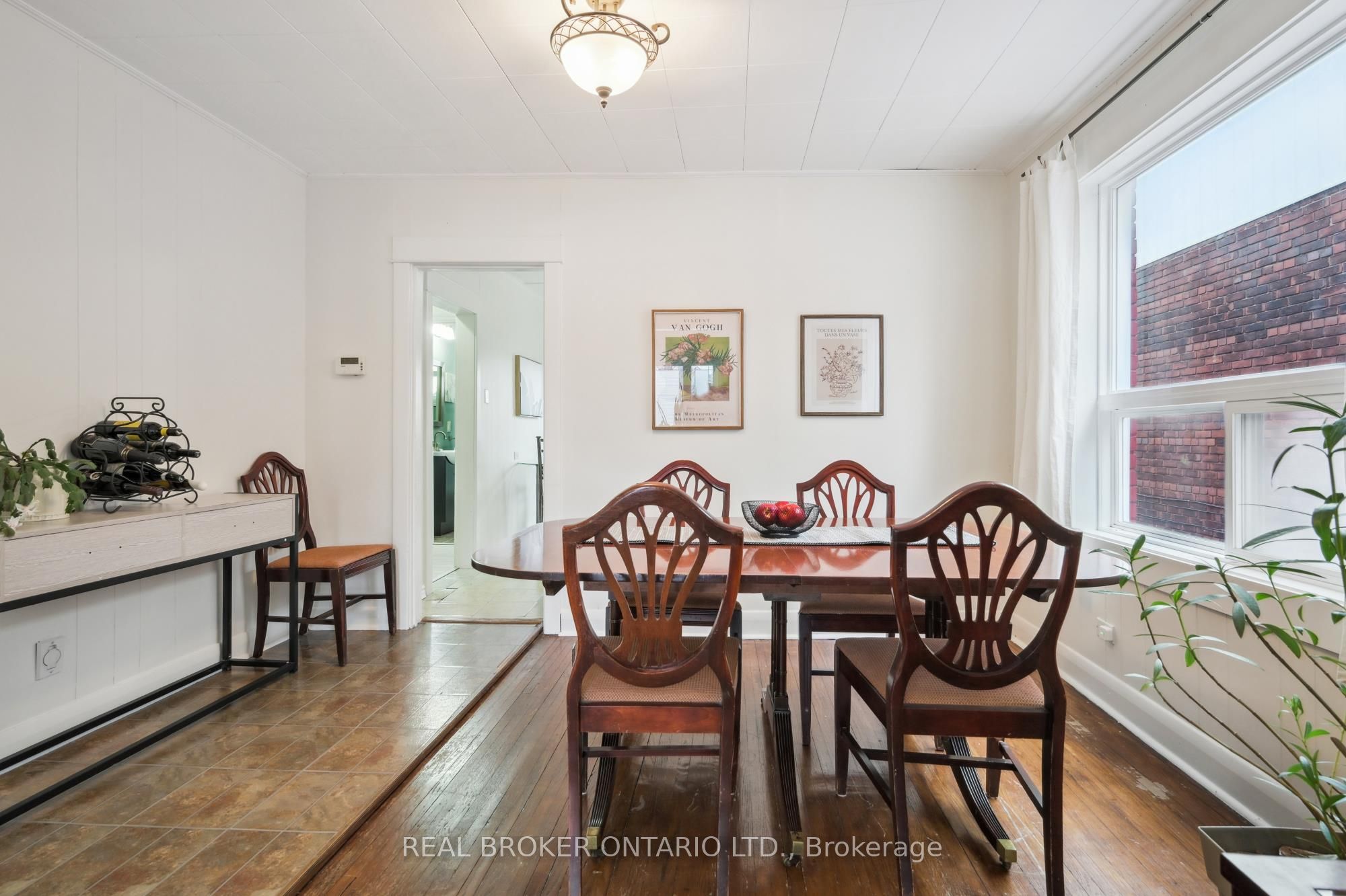 105 Wiley Avenue