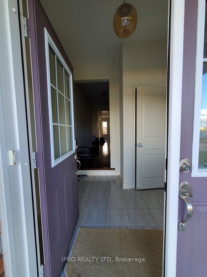 75 Truro Circle, Brampton, ON L7A 0C4