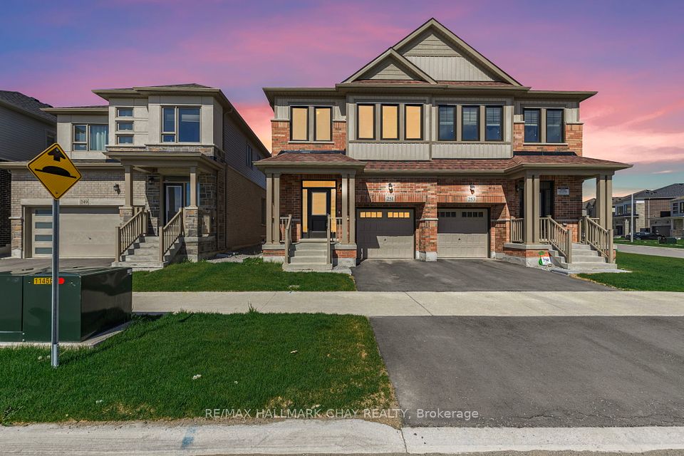 251 Madelaine