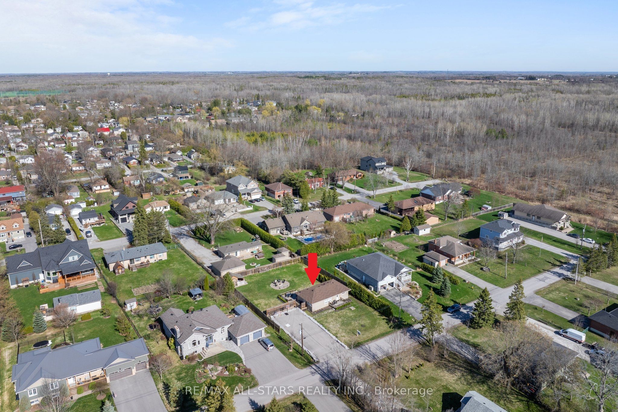 19 Joel Avenue, Georgina, ON L0E 1S0