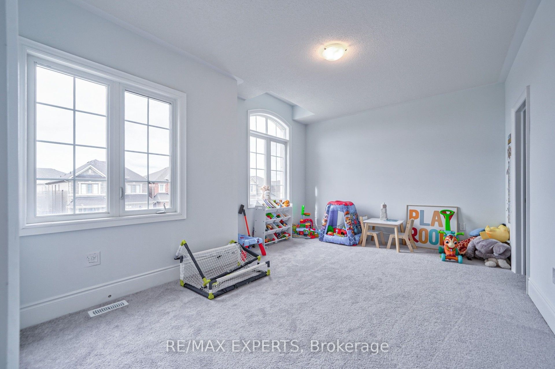 86 Conductor Avenue, #Main