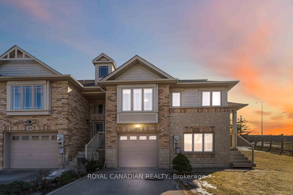 242 Upper Mount Albion
