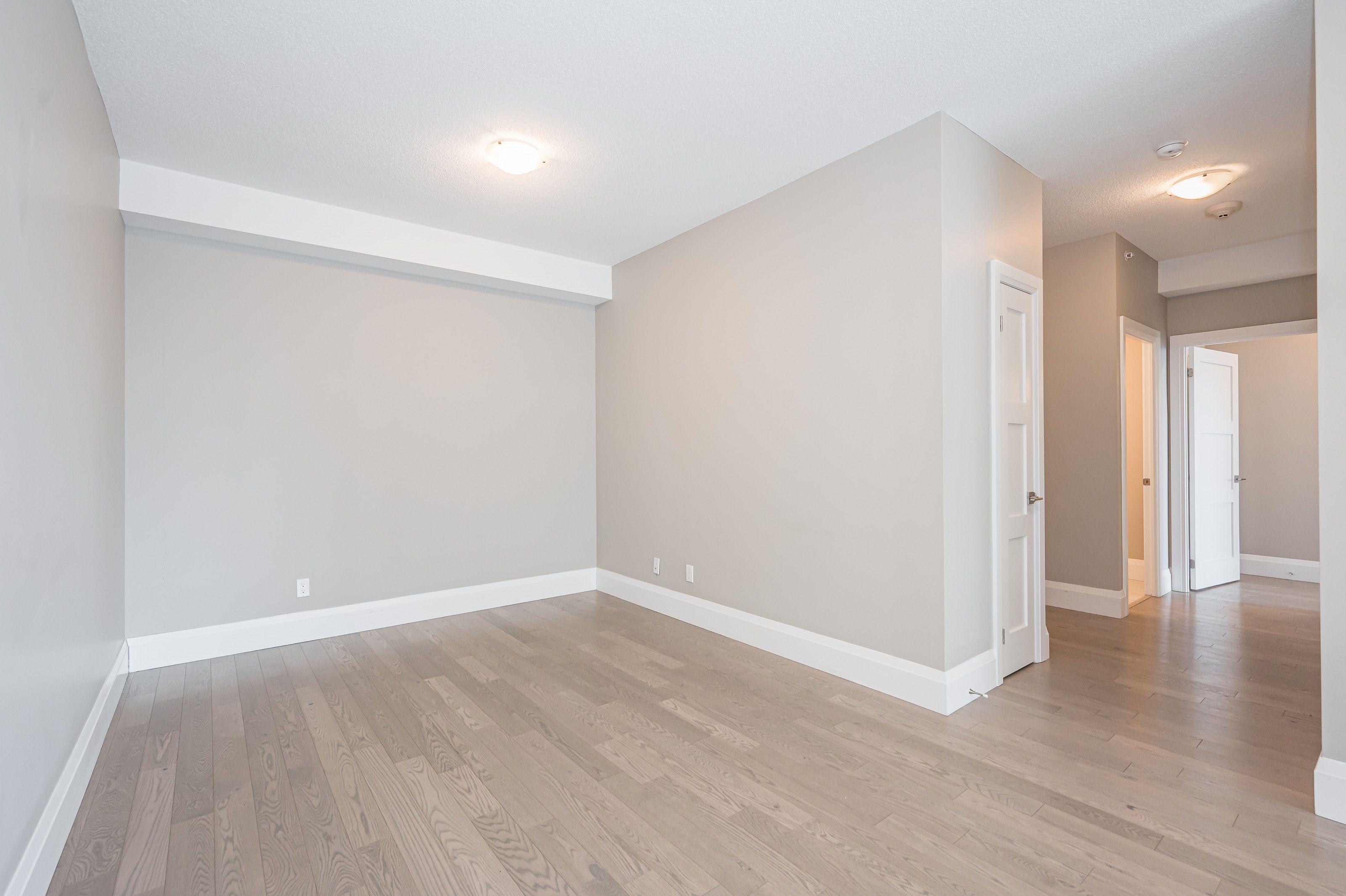 63 Arthur Street S 801