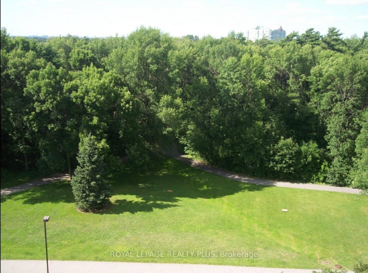 1 Bedroom Condo at 3501 Glen Erin, Mississauga For sale