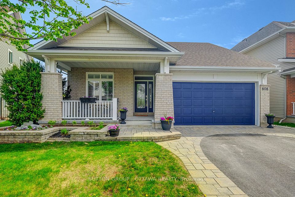 808 Azure Street, OrleansCumberlandandArea, ON K4A 0T7