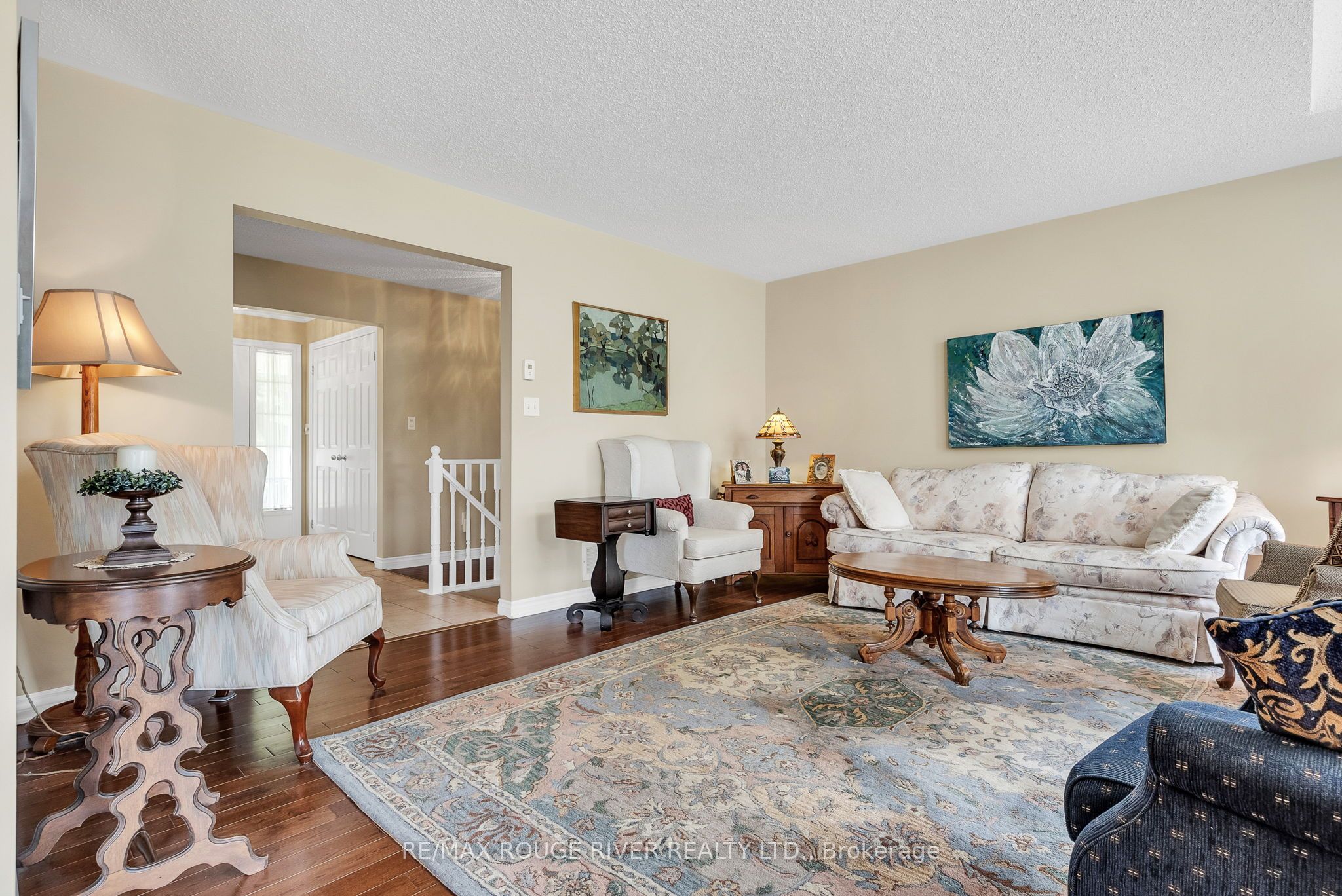 8 Sunrise Court