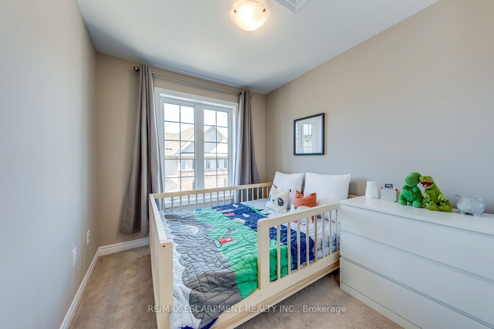 386 Belcourt Common