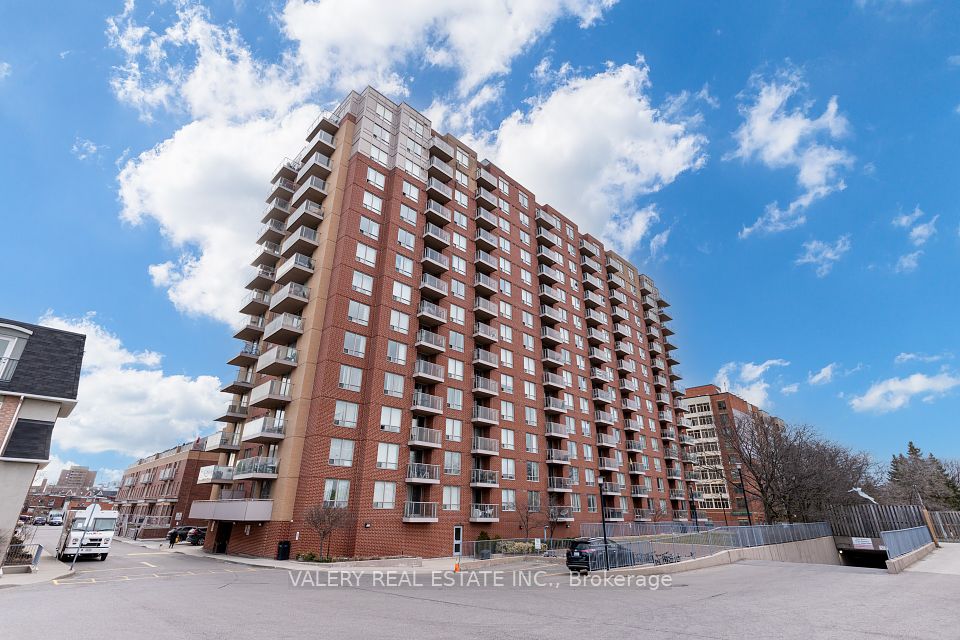 1369 Bloor