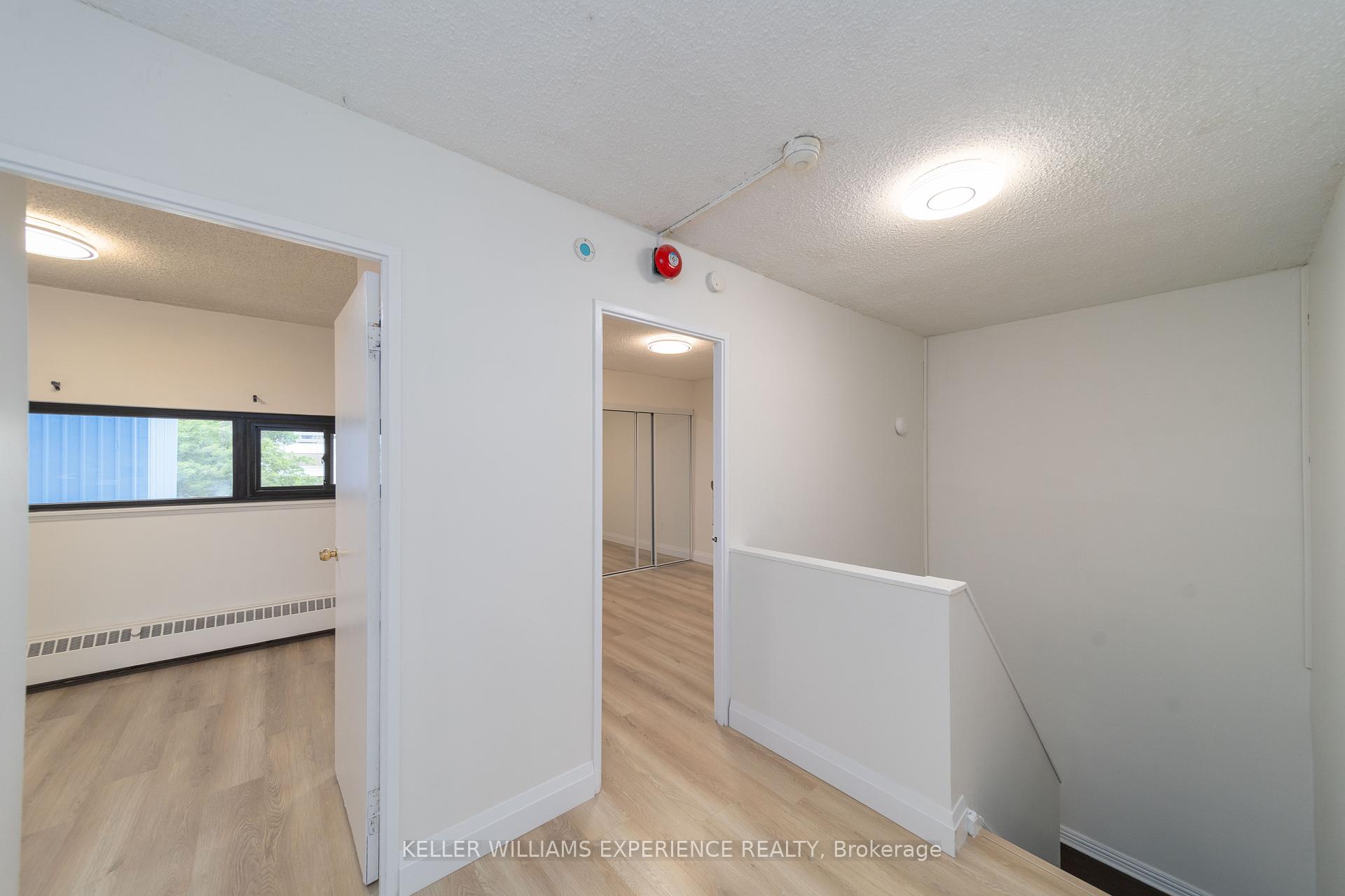 4 Bedrooms Condo at 4661 Jane, Toronto For sale