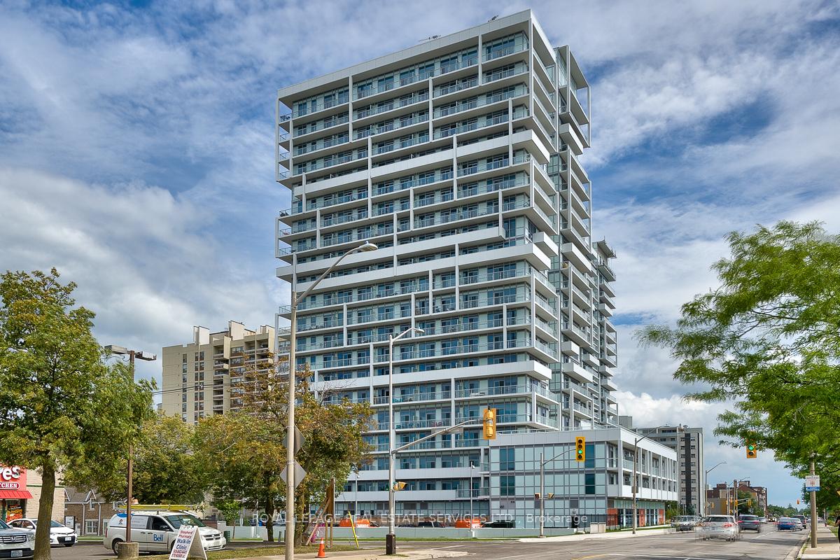 2 Bedrooms Condo at 65 Speers,  Oakville For sale