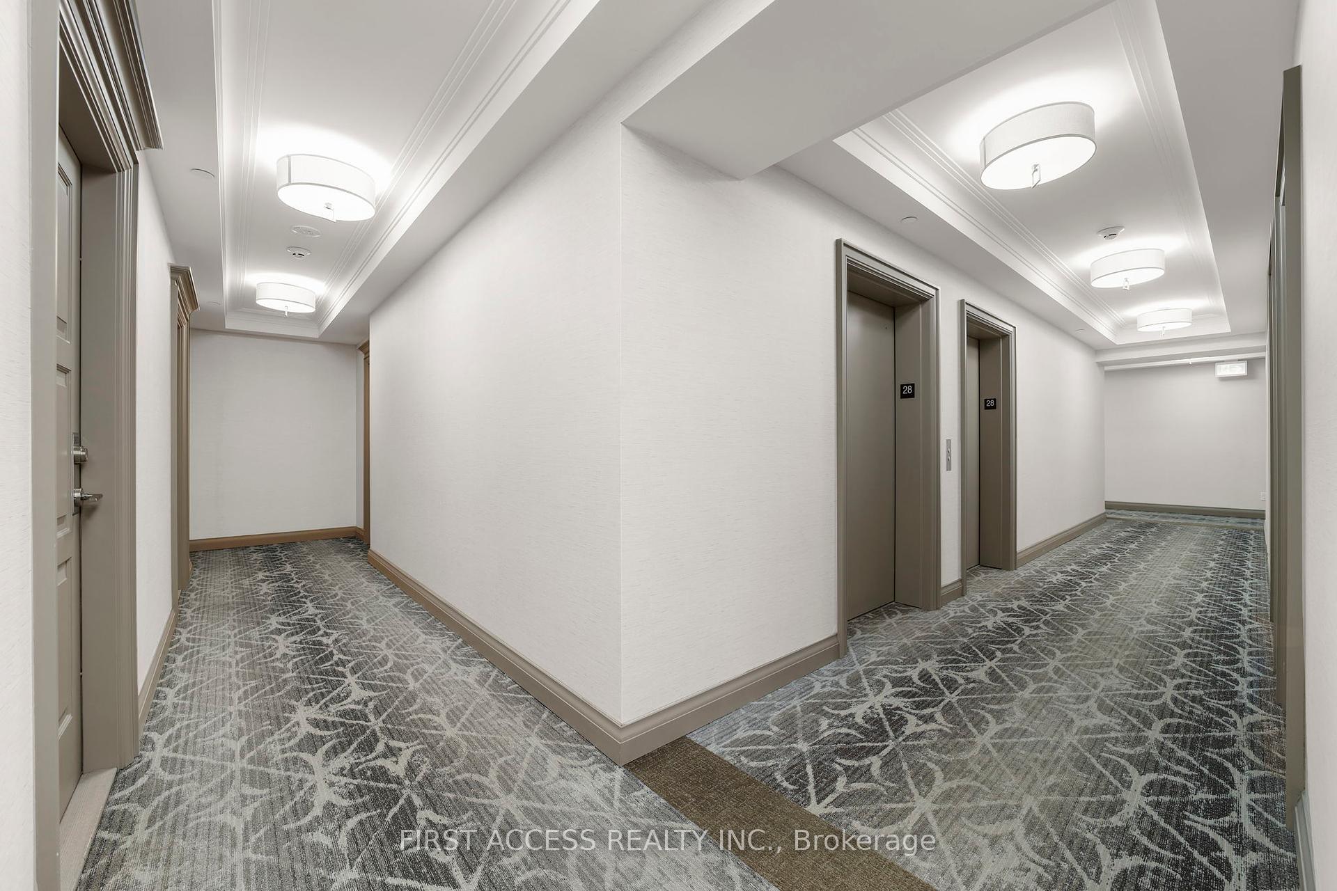 1 Bedroom Condo at 36 ELM,  Mississauga For sale