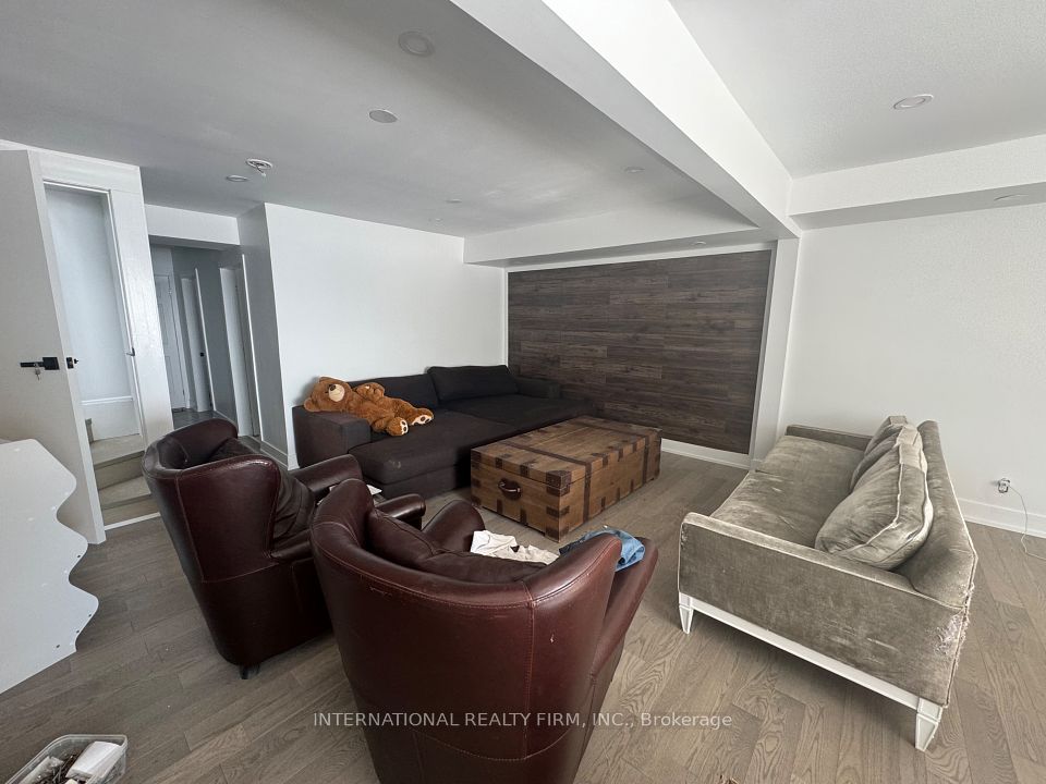 433 GUILDWOOD