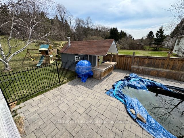 82 Holmes Drive