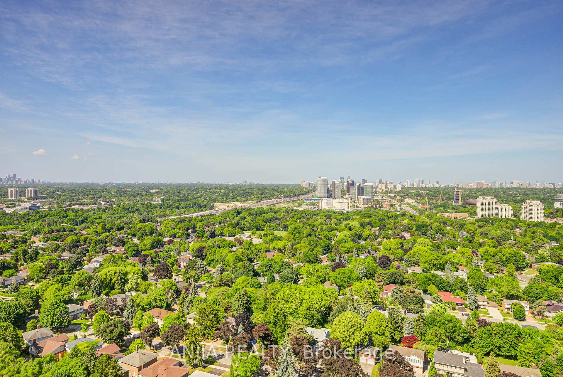 2 Bedrooms Condo at 50 Forest Manor, Toronto For sale