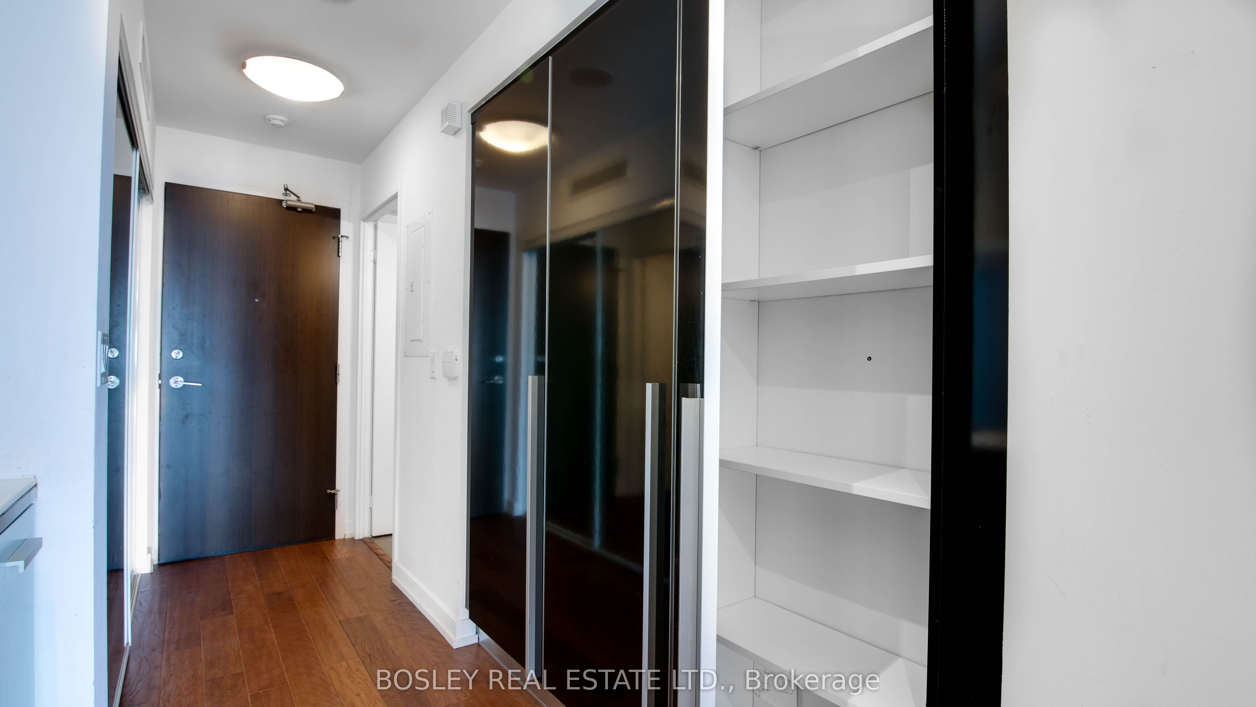 38 Dan Leckie Way, #1802