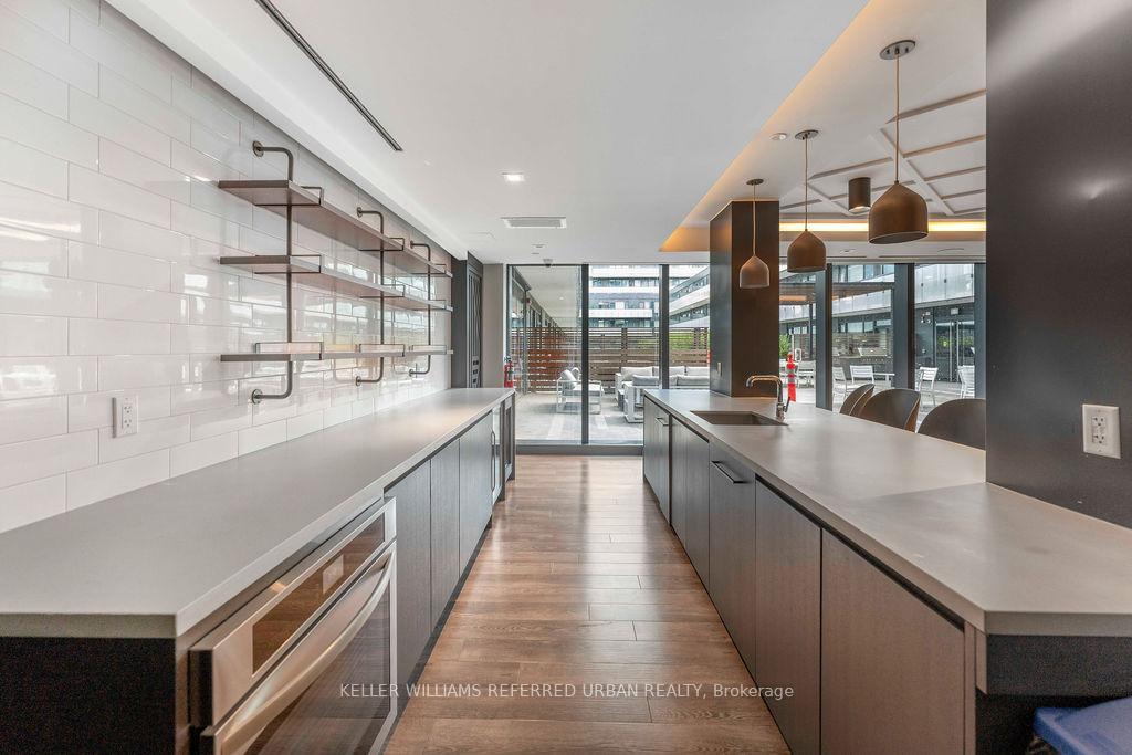 3 Bedrooms Condo at 35 Rolling Mills, Toronto For sale