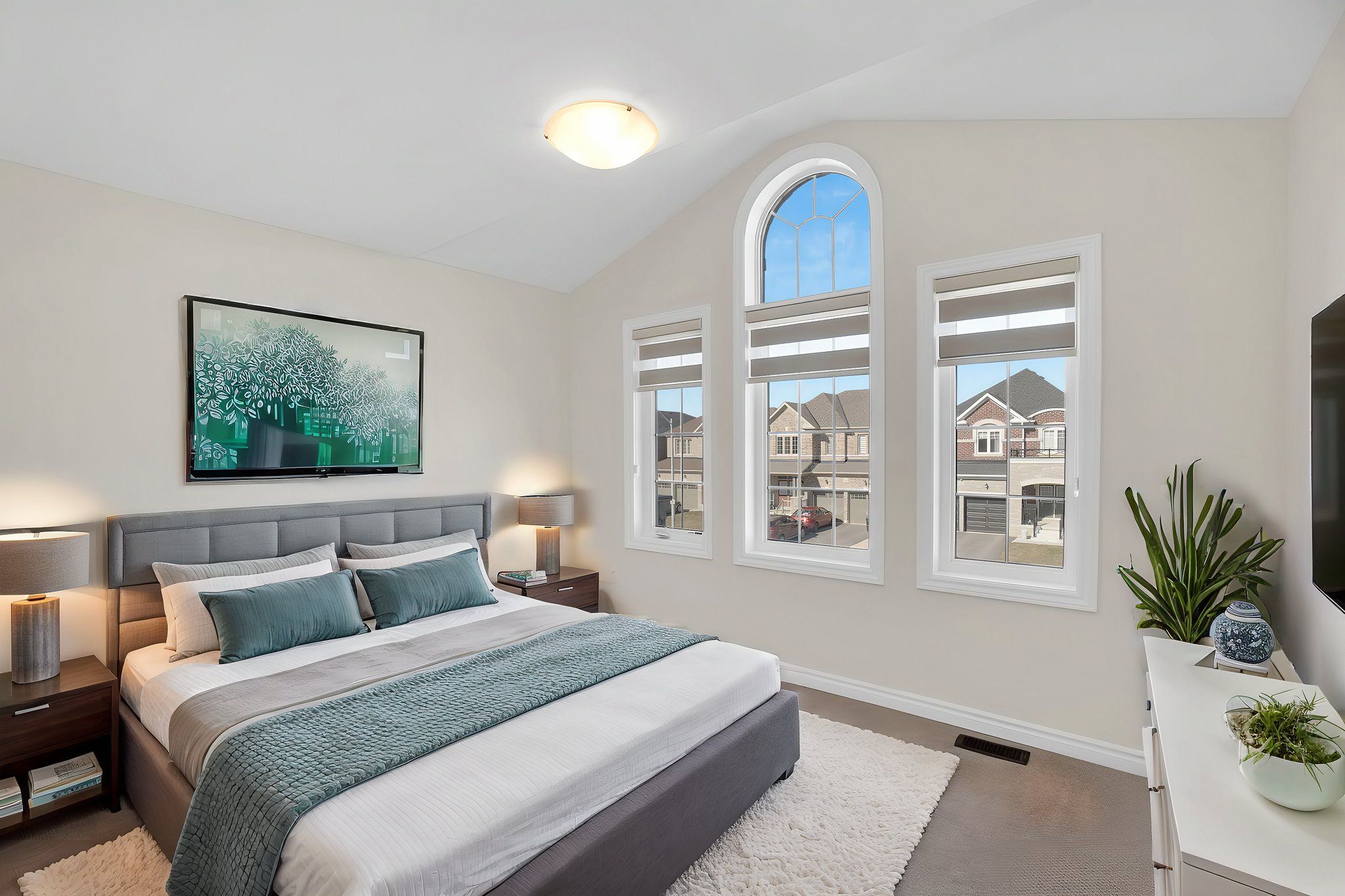 206 Ferragine Crescent