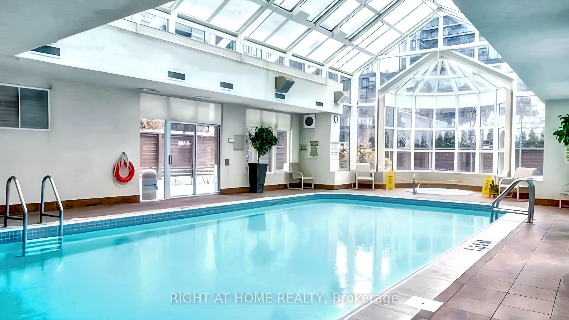 2 Bedrooms Condo at 28 Ted Rogers, Toronto For sale