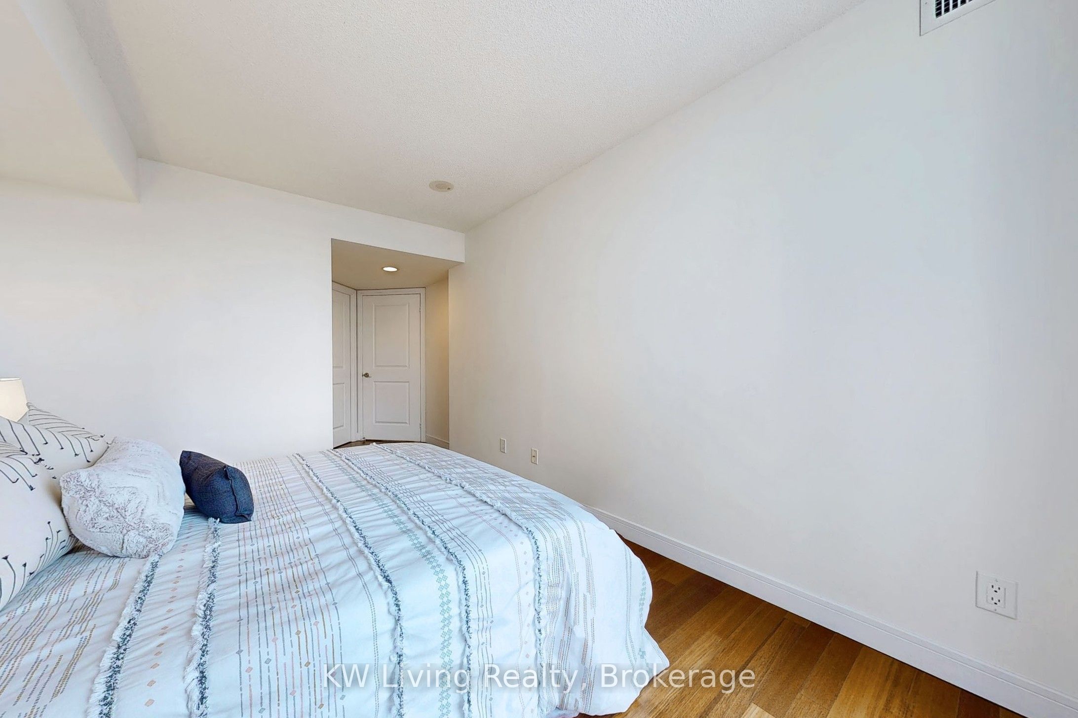 35 Bales Avenue, #615