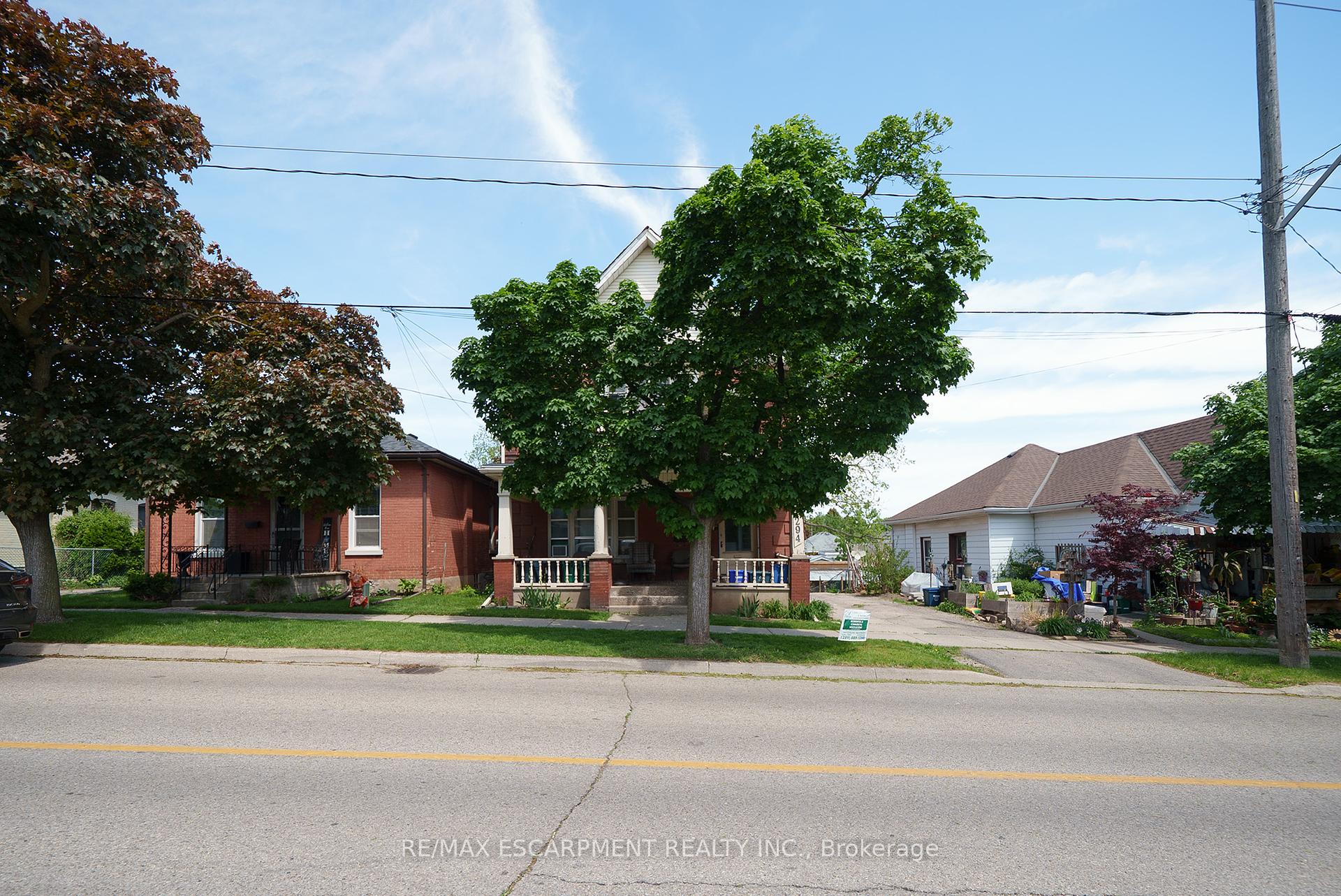294 Darling Street, Brantford, ON N3S 3X8