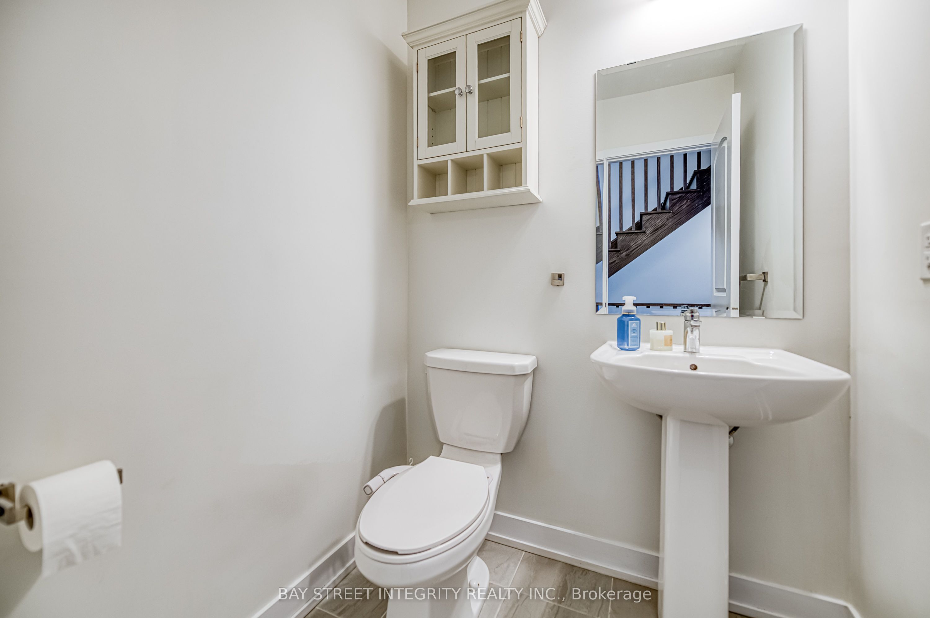 94 Guardhouse Crescent