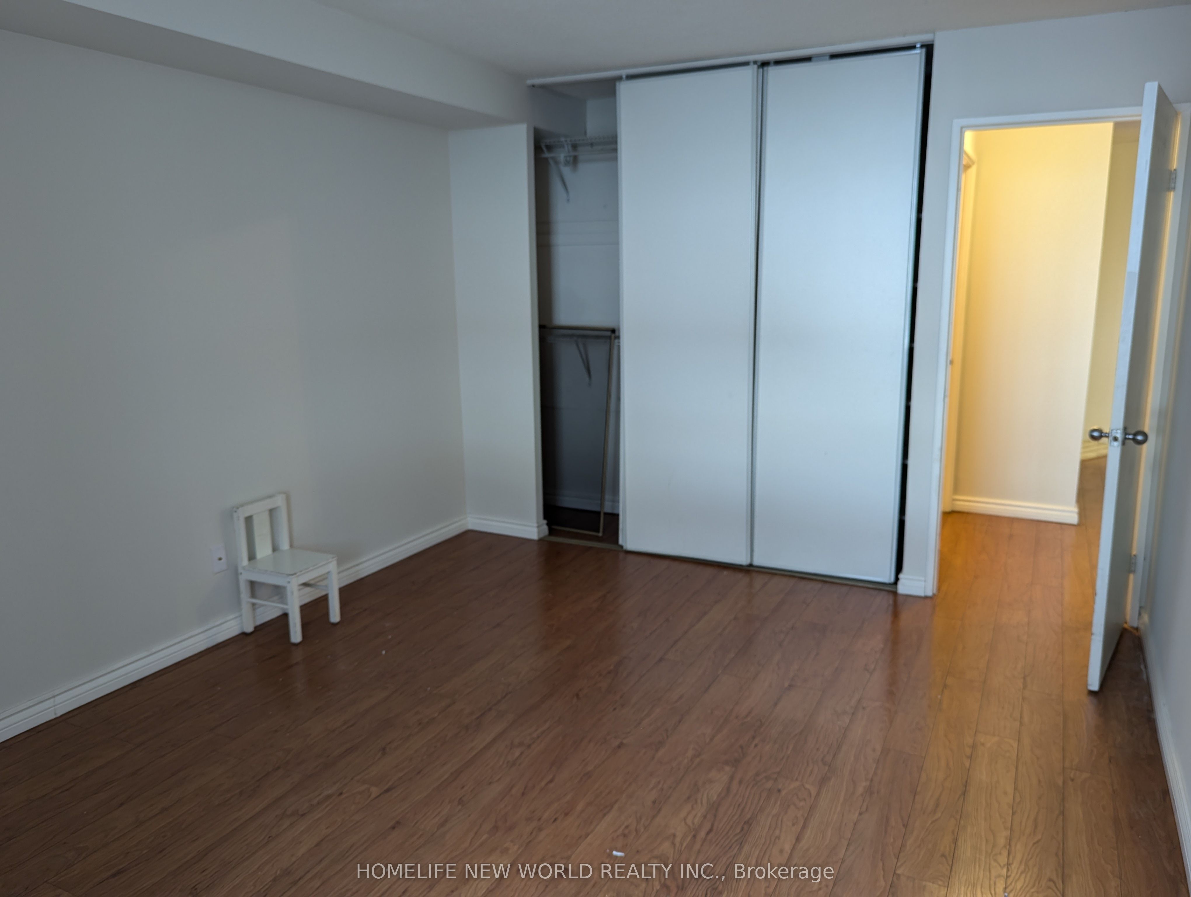 260 Queens Quay W, #2103