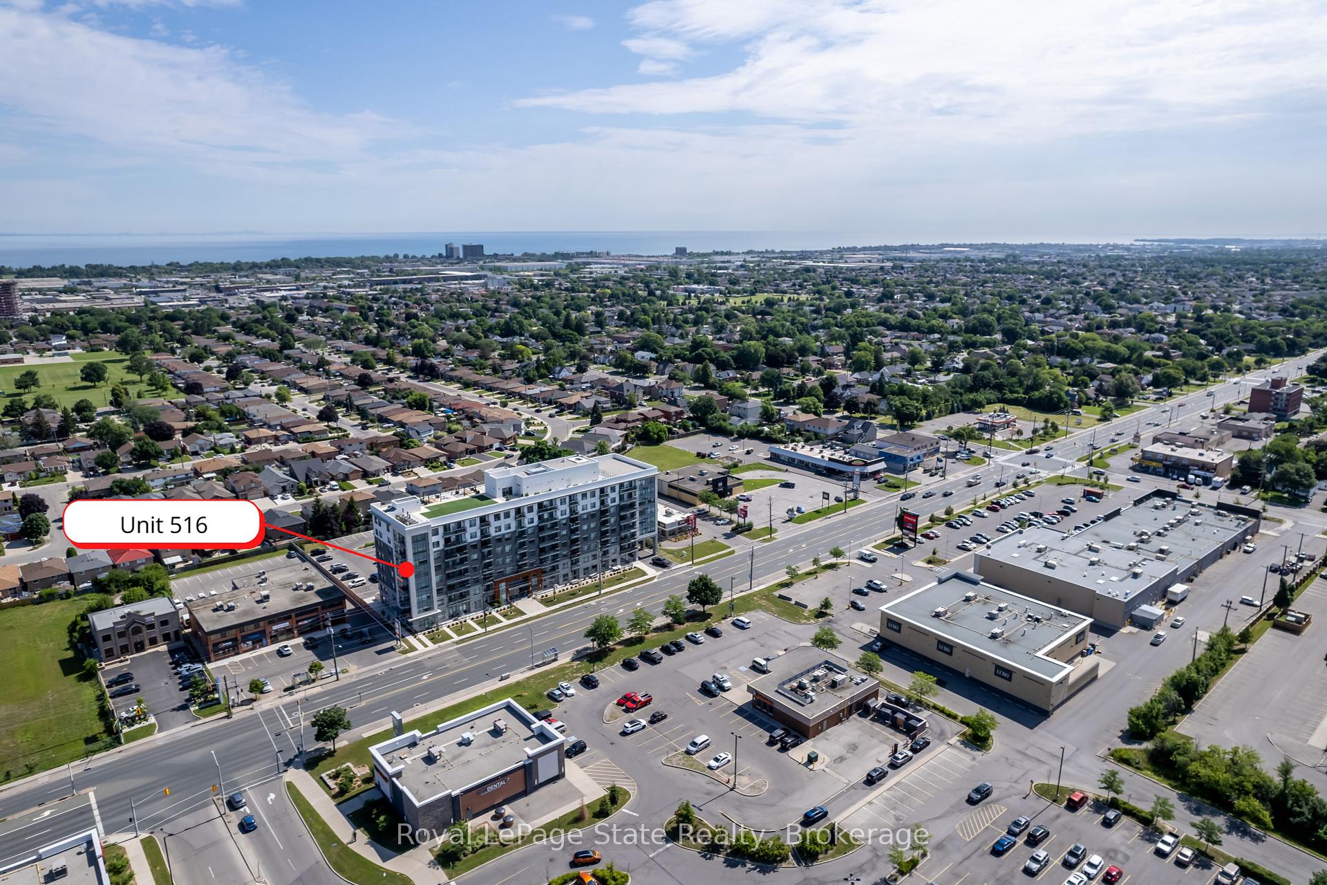2 Bedrooms Condo at 121 8,  Hamilton For sale