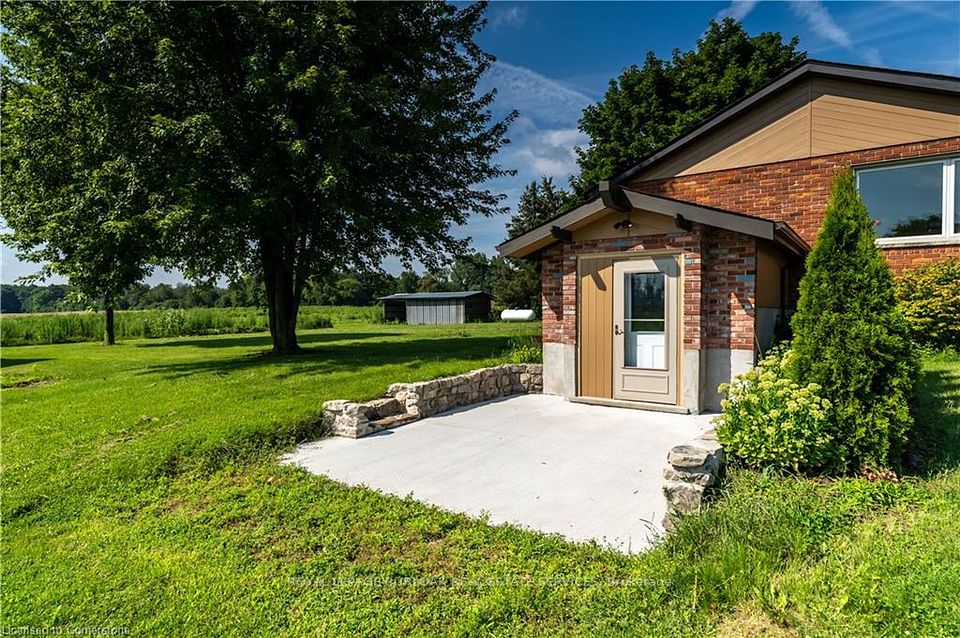1710 Concession 2