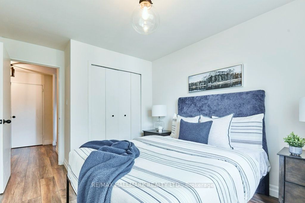800 Kennedy Road, #401