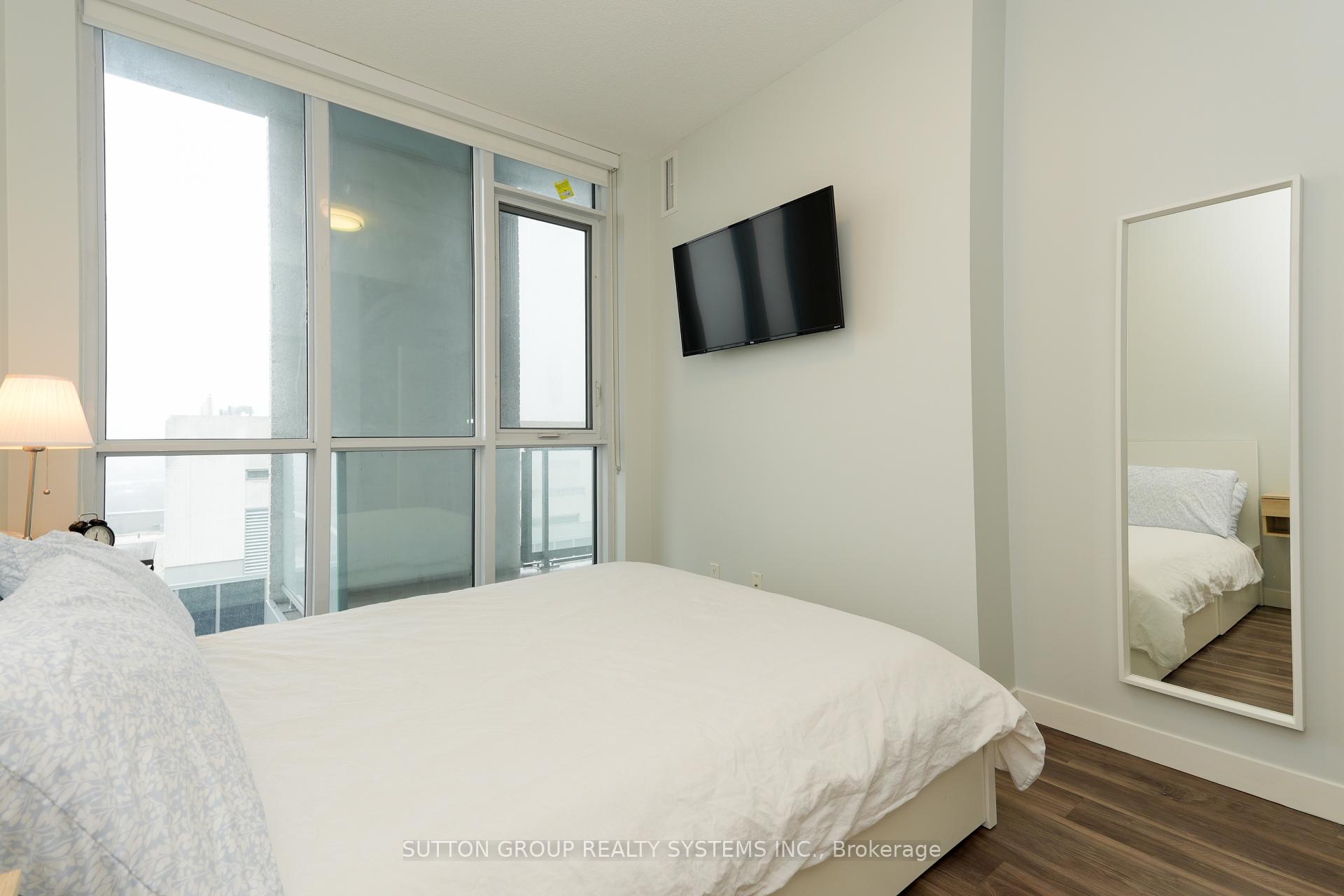 1 Bedroom Condo at 2087 Fairview, Burlington For sale