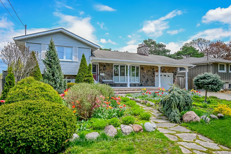 48 Lockview Crescent, St. Catharines, ON L2M 2T3