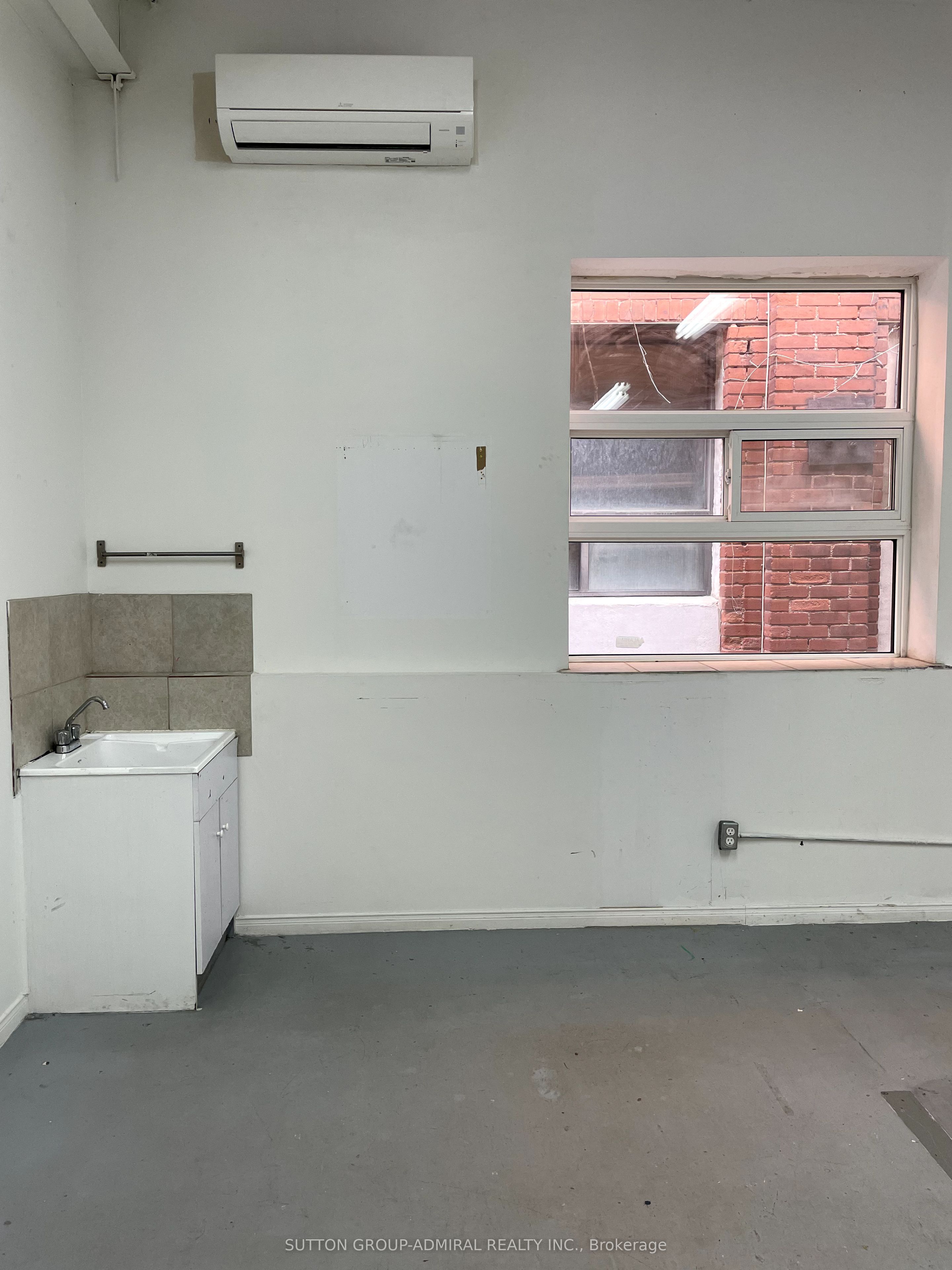 151 Sterling Avenue, #Studio 1