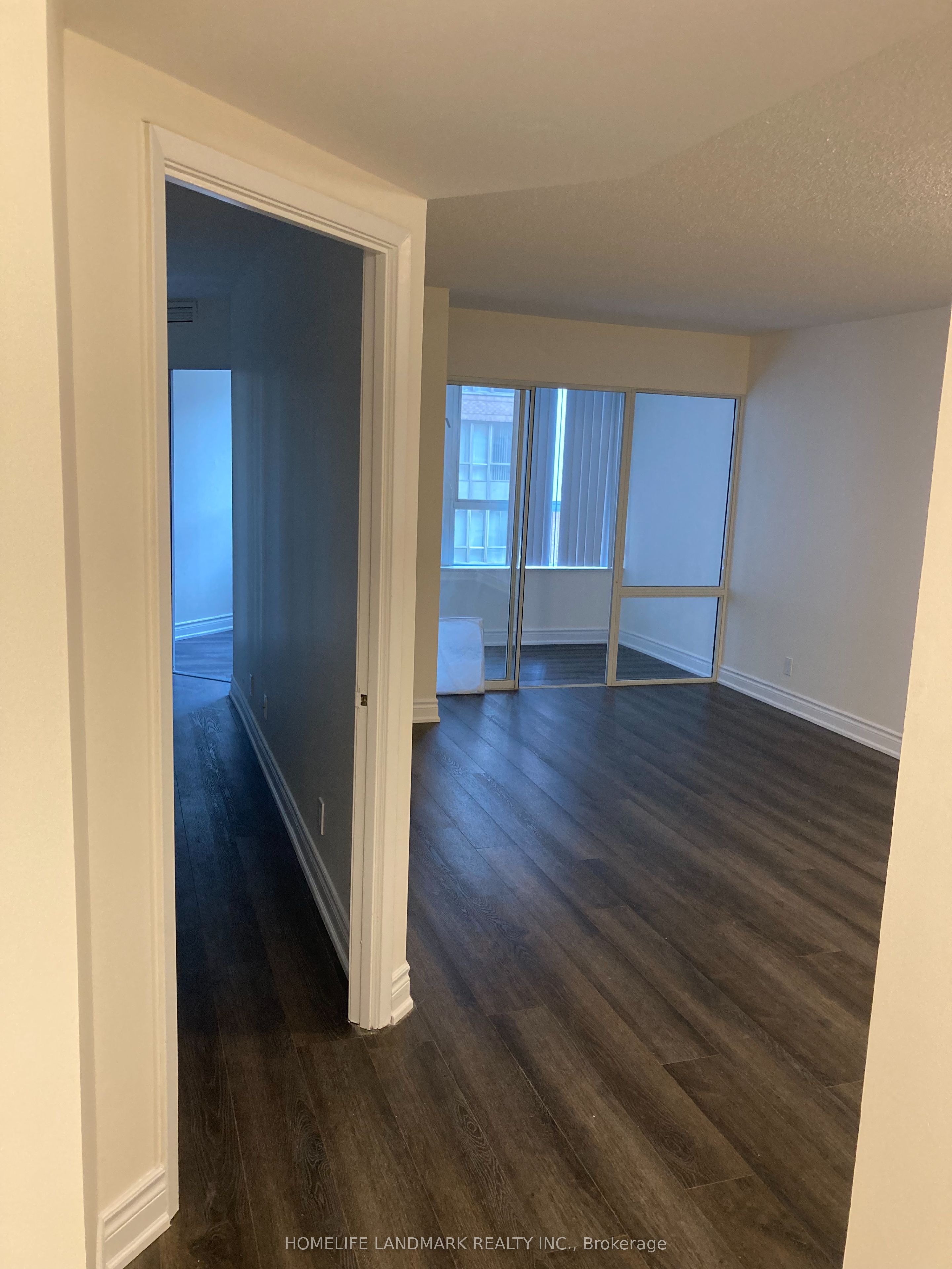 711 Bay Street, #1020