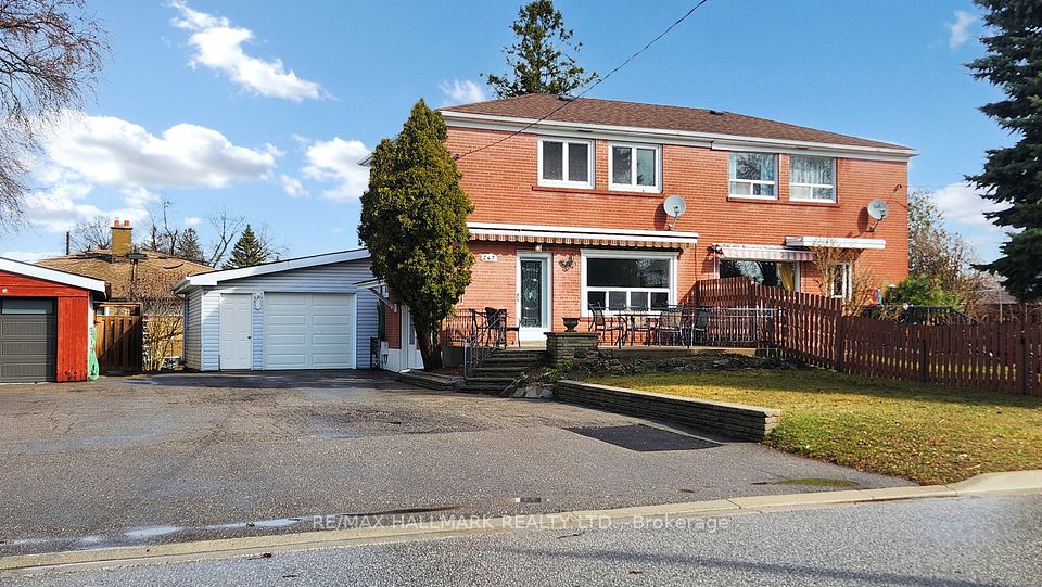 247 Demaine Crescent, Richmond Hill, ON L4C 2W4