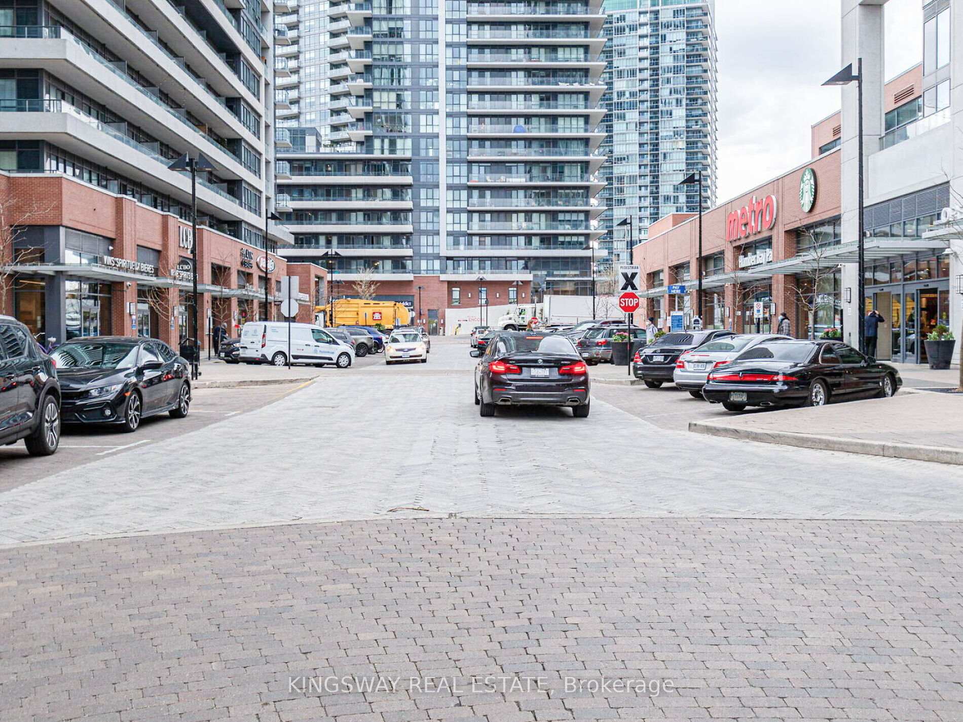 2 Bedrooms Condo at 2200 Lakeshore,  Toronto For sale