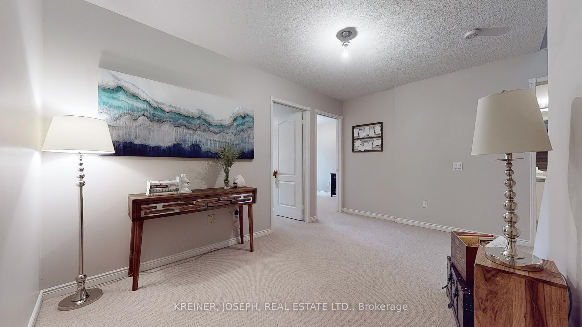 3 Bedrooms Condo at 900 Steeles,  Vaughan For sale