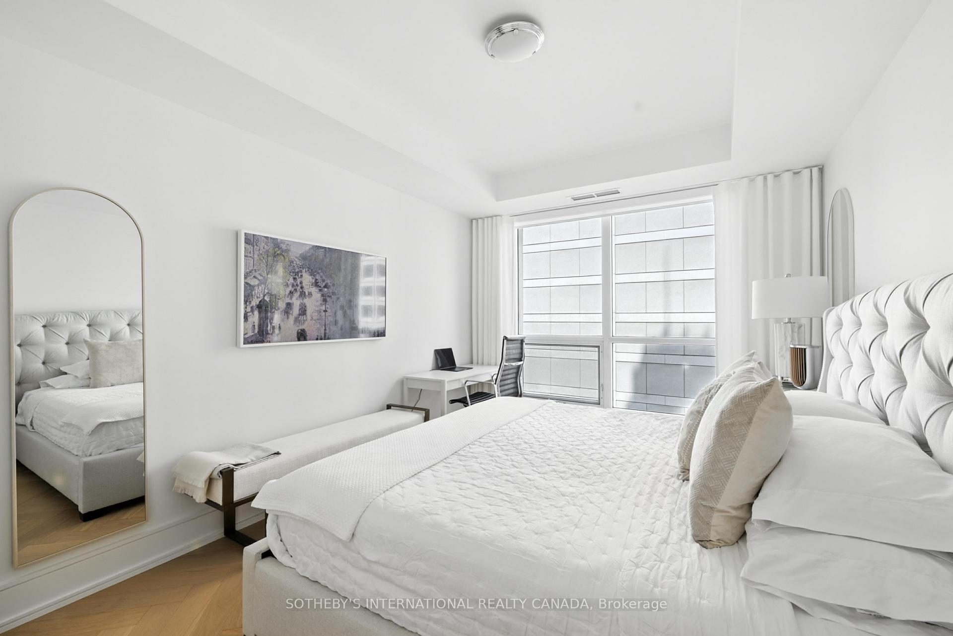 2 Bedrooms Condo at 10 Bellair, Toronto For sale