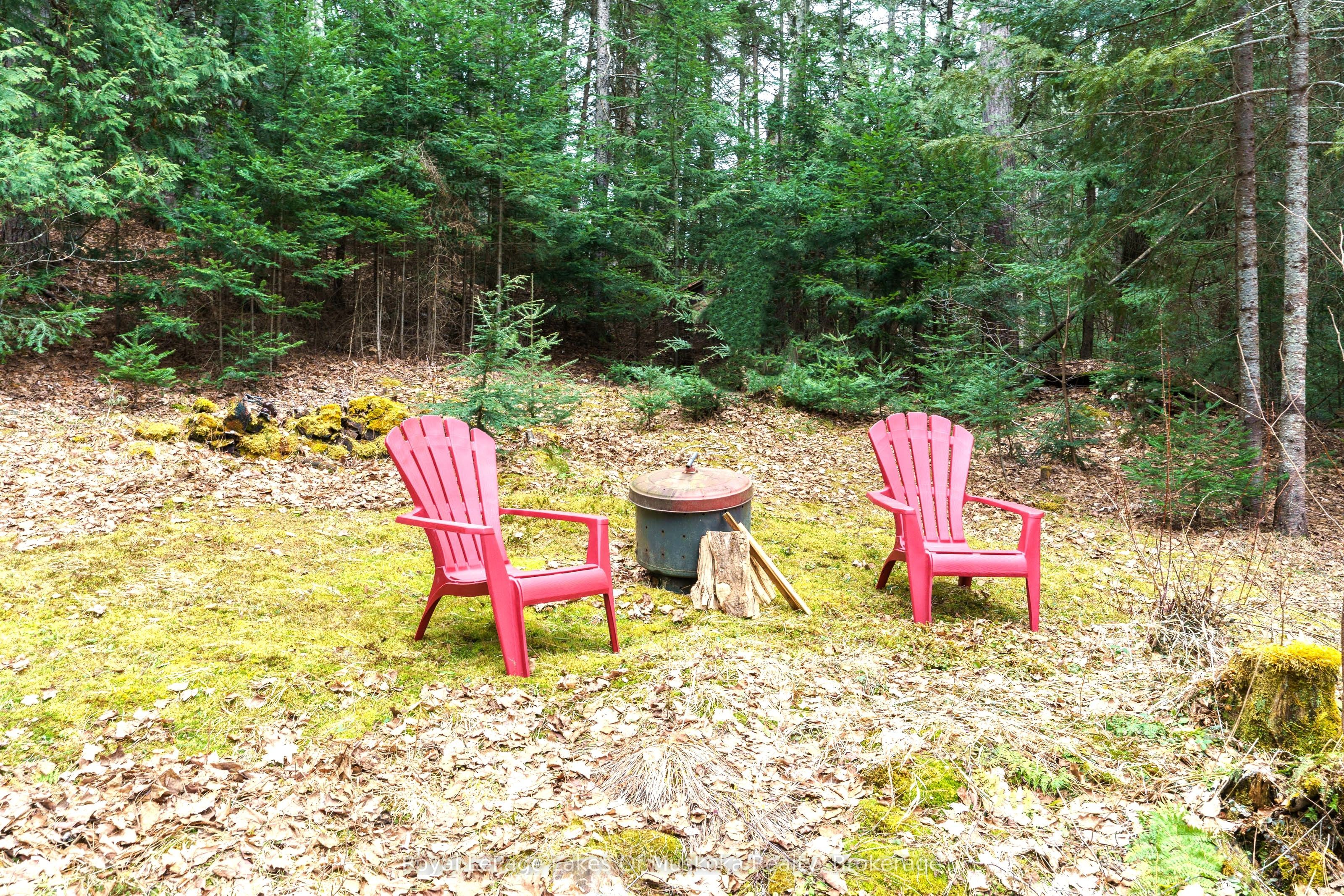 1257 PAINT LAKE Road, Lake of Bays, ON P0A 1E0