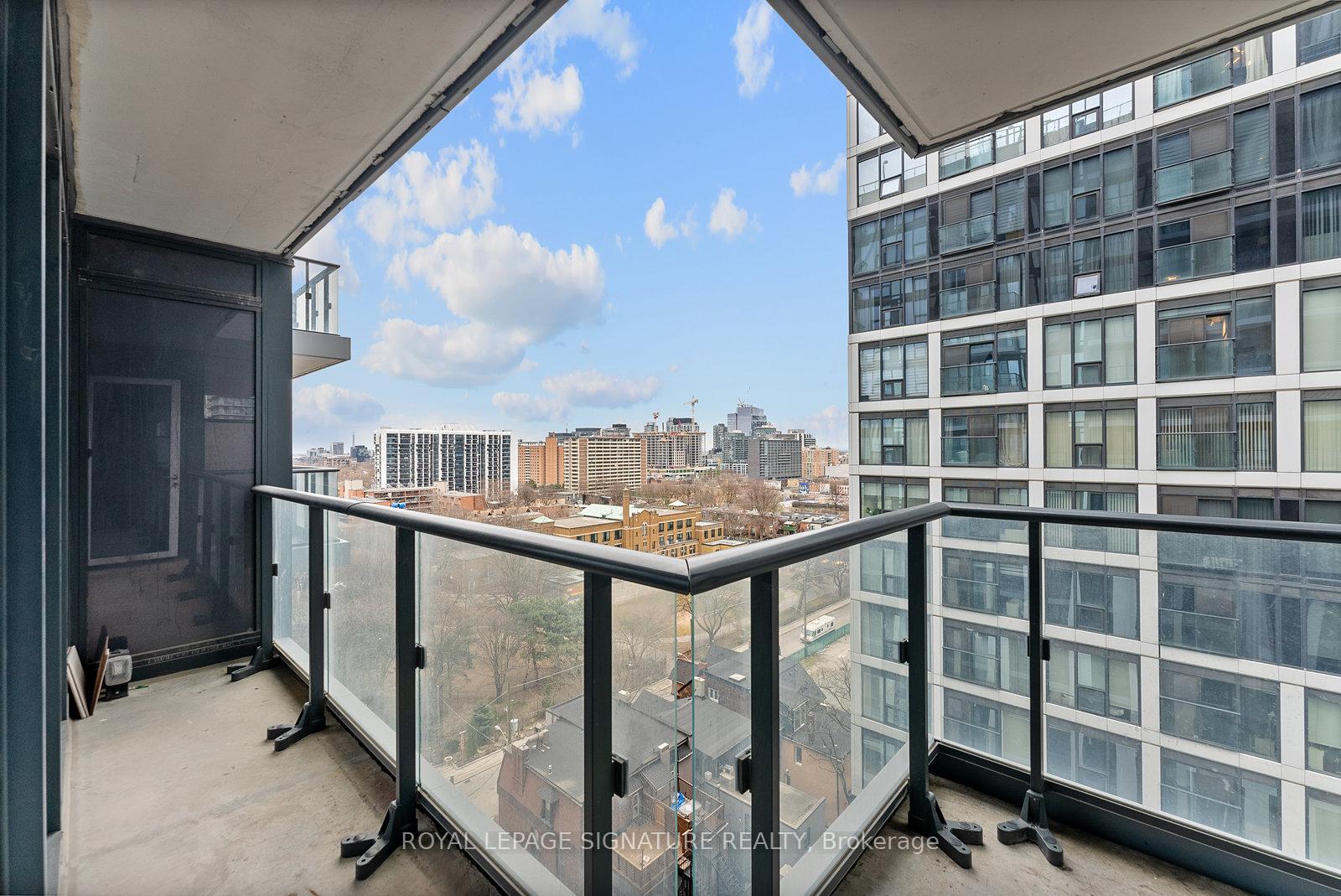 1 Bedroom Condo at 251 Jarvis,  Toronto For sale