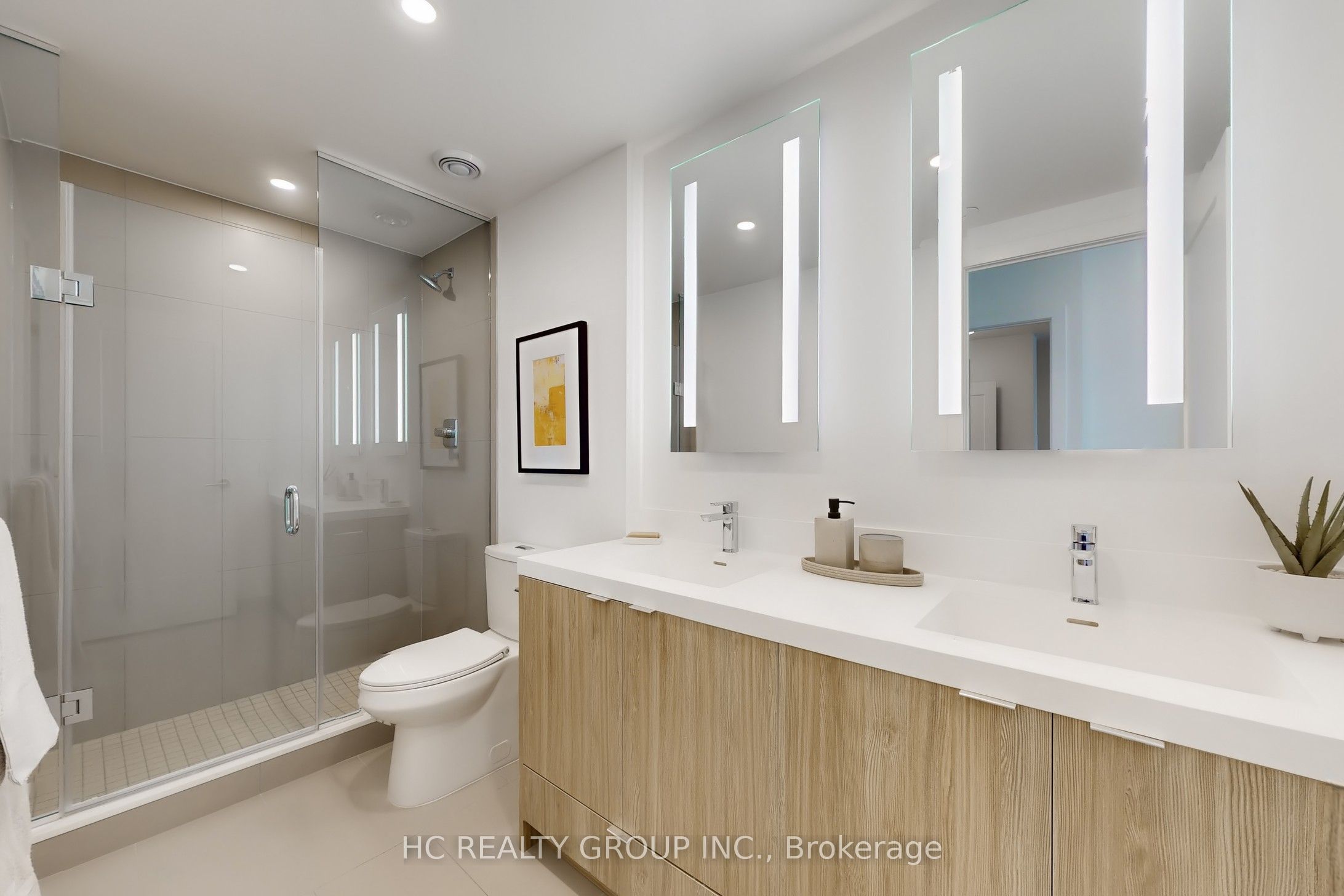 30 Inn On The Park Drive, #222