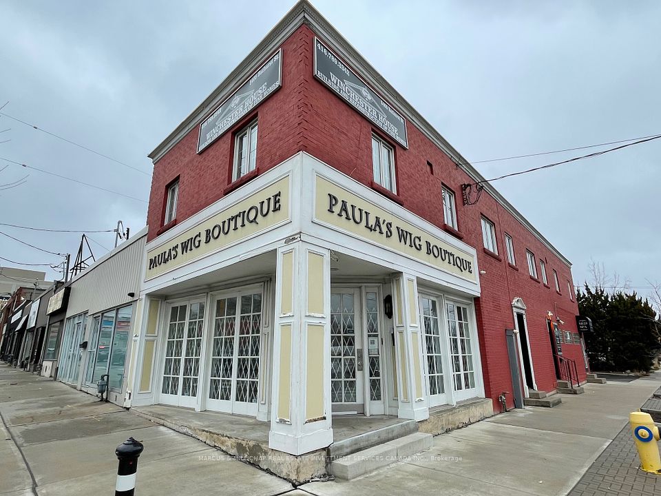 3405 Bathurst