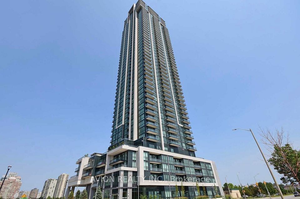 3975 Grand Park