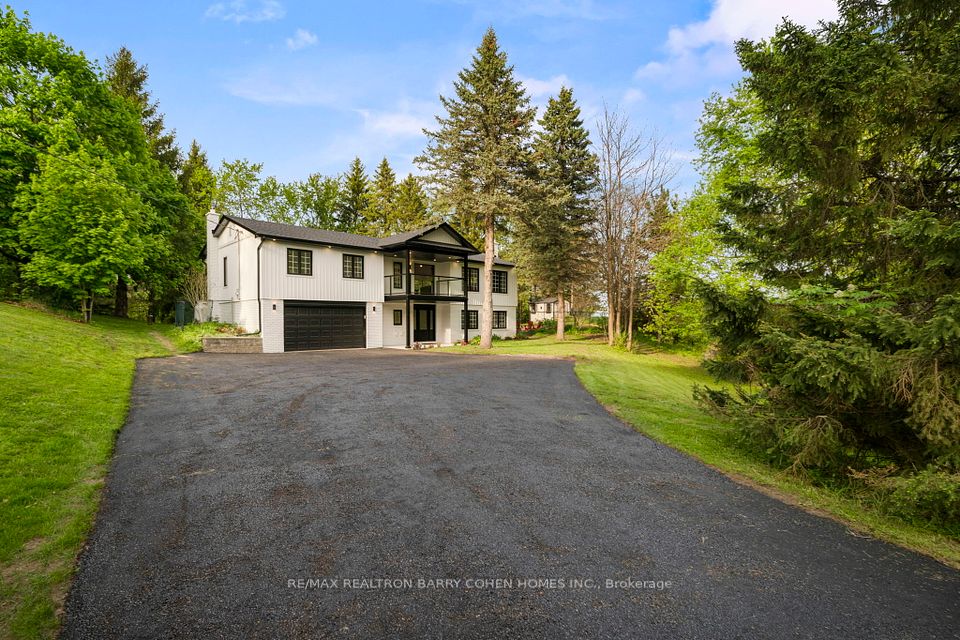 16781 Heart Lake