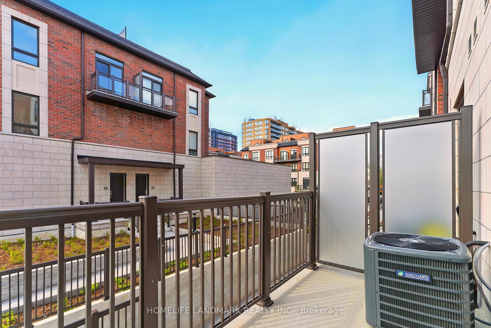 2 Bedrooms Condo at 4015 Hickory,  Mississauga For sale