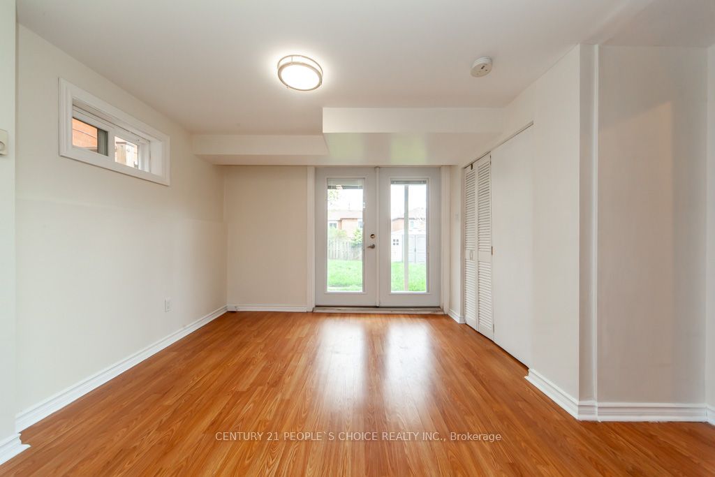 35 Fernbank Place