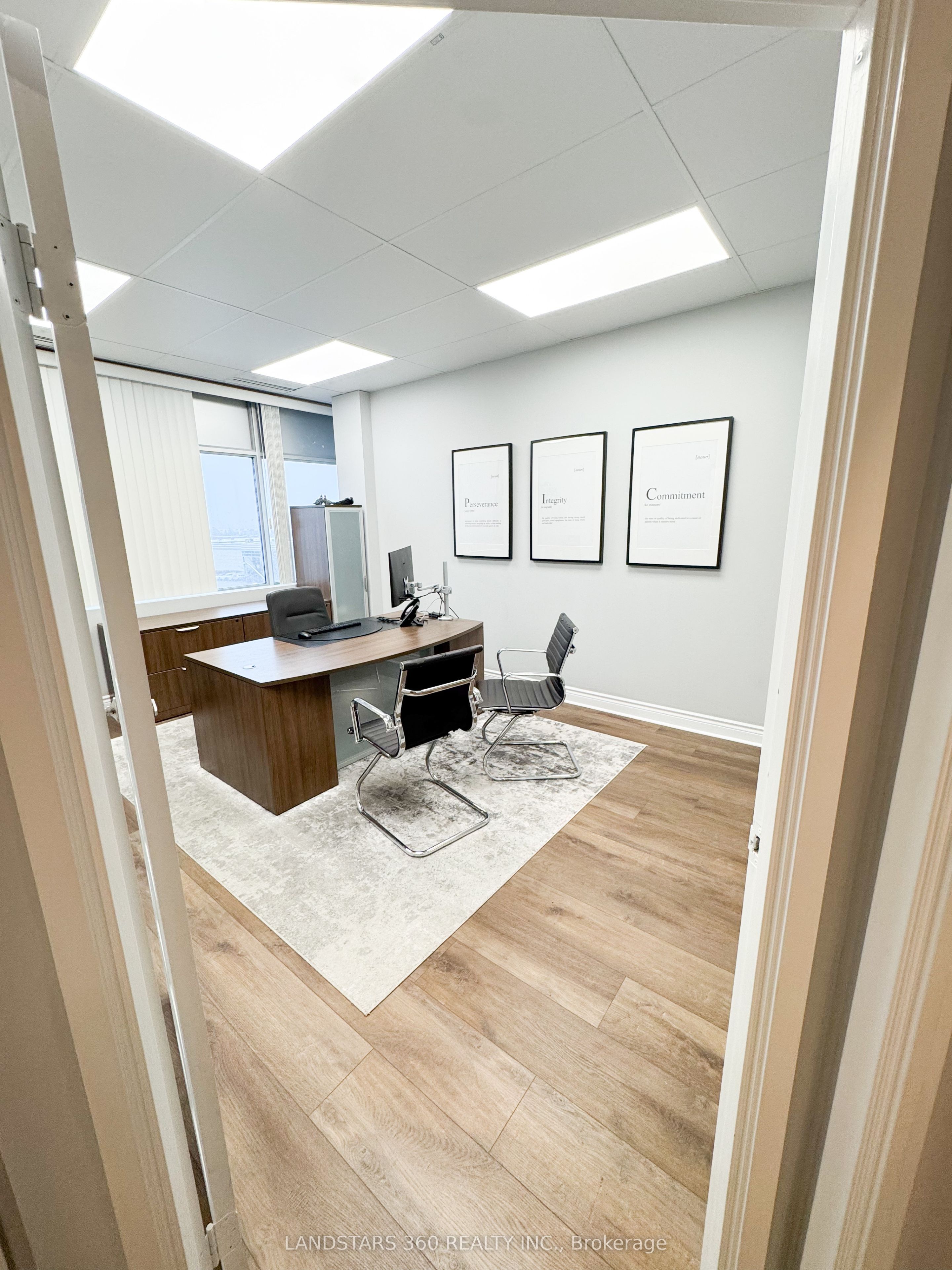 9140 Leslie Street, #407