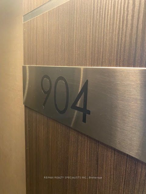 #904 - 550 North Service Road, Grimsby, ON L3M 0H9