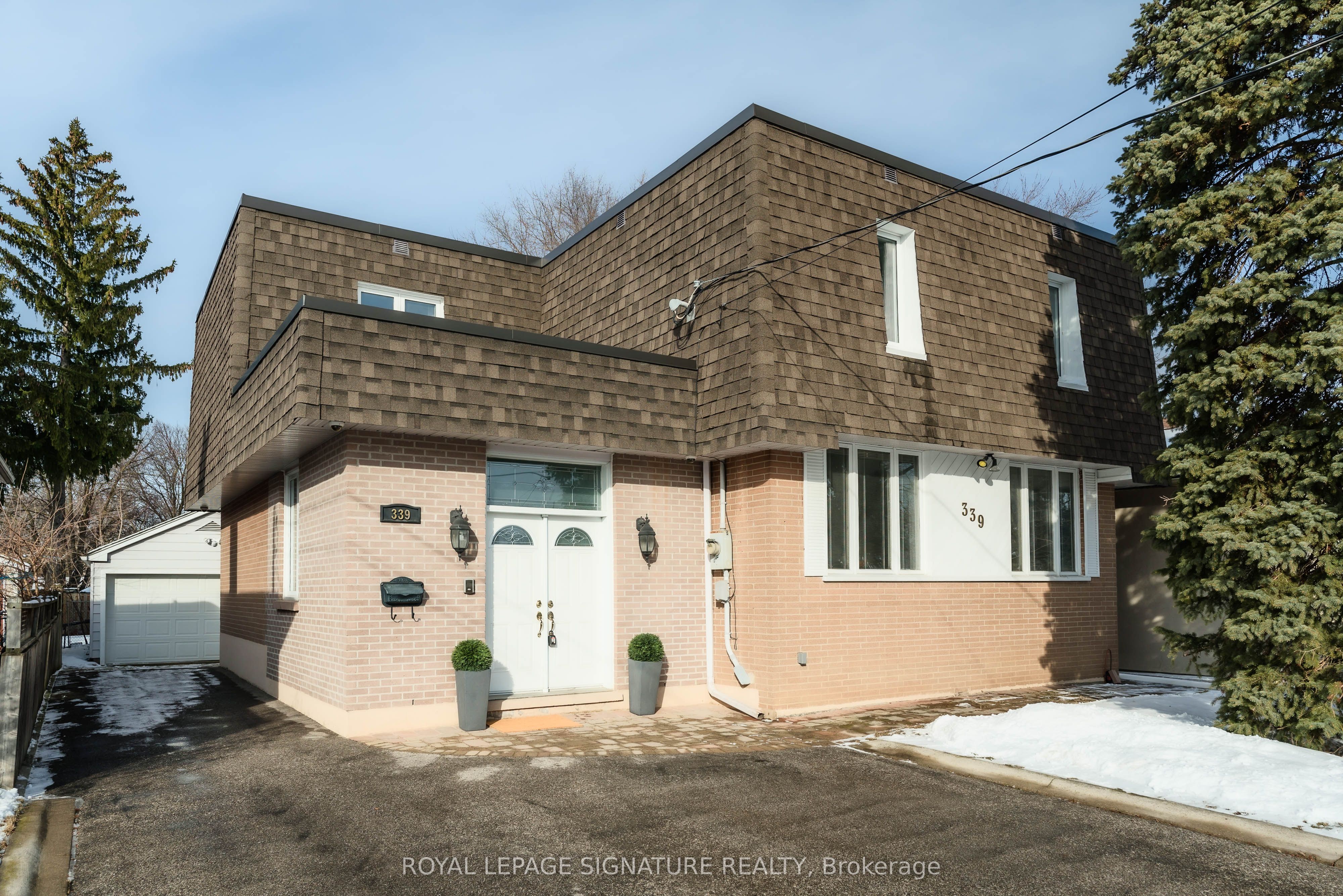 339 Elmwood Avenue, Richmond Hill, ON L4C 1L7